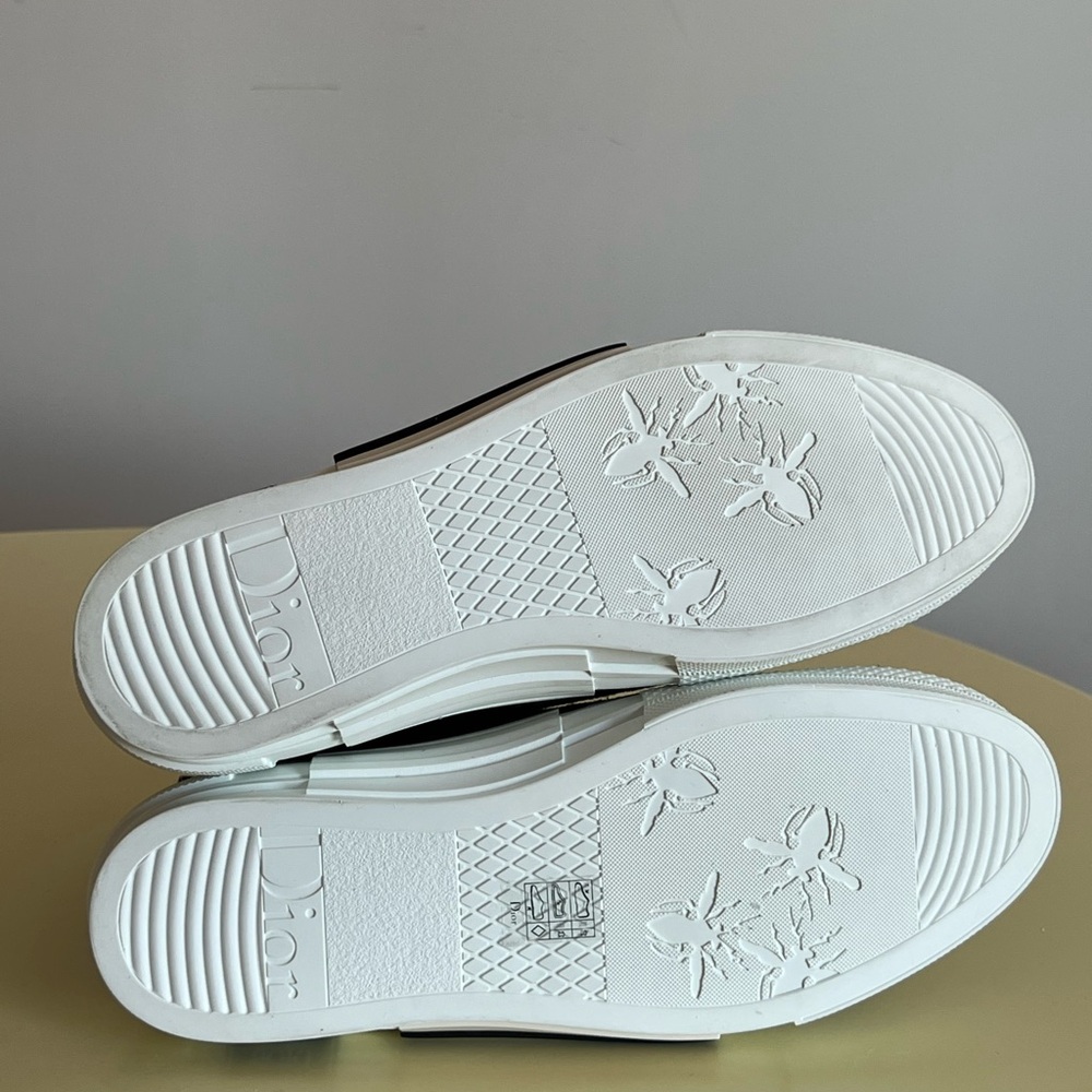 Dior Green and White High-Top Sneakers - Picture 4 of 4